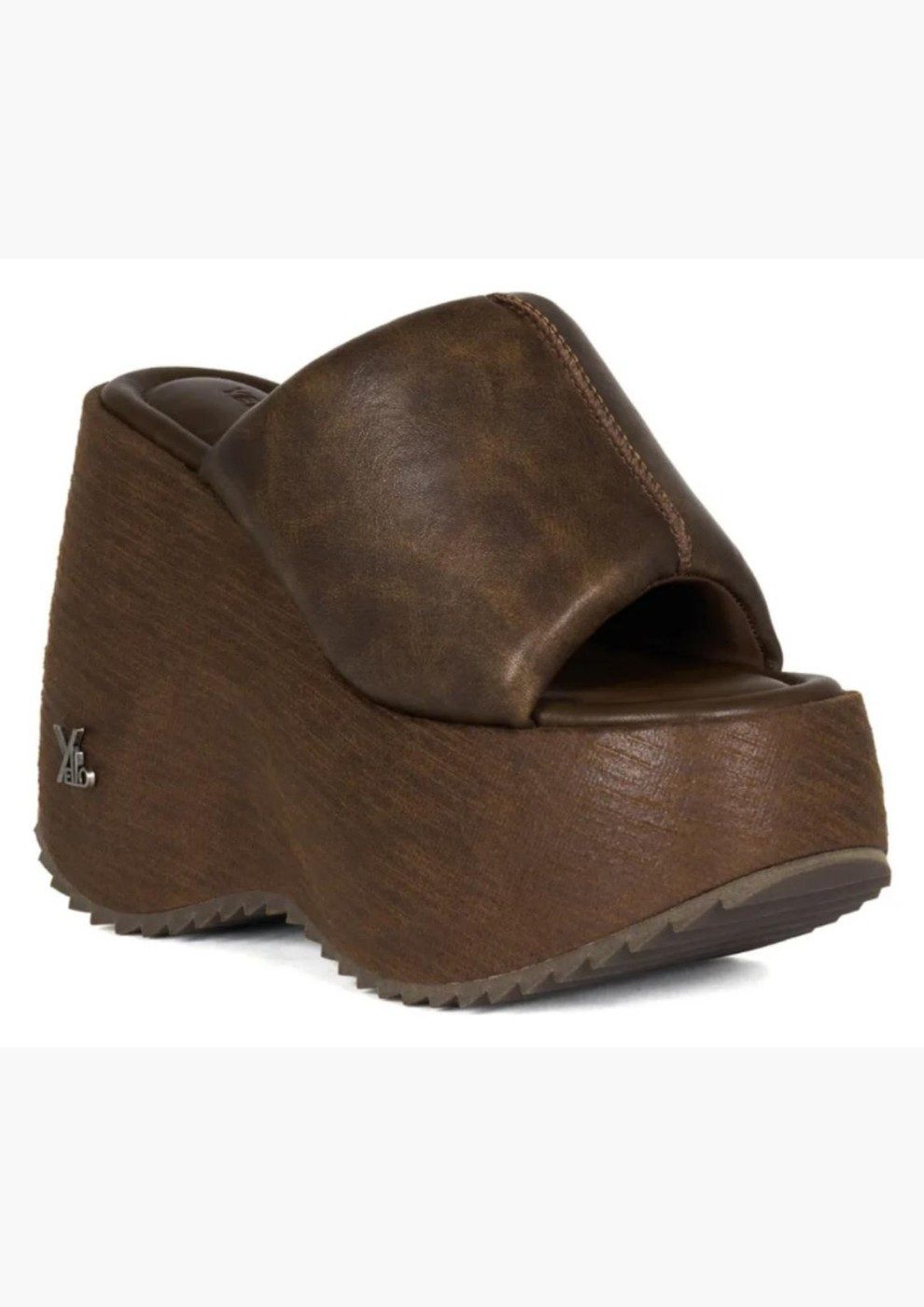 Source product photo